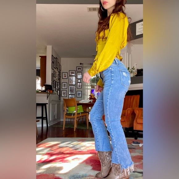 Yellow Silky Top - Picture 3 of 4